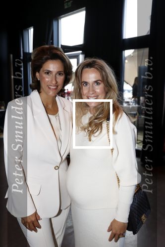 Vinkeveen 2 september 2021
Lunch van talkies bij the Harbour Club in Vinkeveen. Kristina Bozilovic met Evelien Leijten