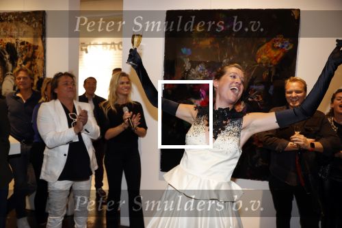 Amsterdam 6 oktober 2021
Opening expositie Bram Reijnders . Nicolette v dam is de host van de avond. Lida Straathof
