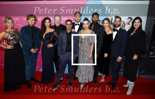 Amsterdam 11 oktober 2021
Premiere Liefde zonder grenzenin Tuschinski met in de hoofdrol Yolanthe Cabau v Kasbergen Jim Bakkum Soy Kroon Abbey Hoes  Hajo Bruins en Peggy Vrijens