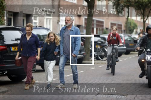 Amsterdam 25 september 2021
Lies Visschedijk met haar neiwue vriend Mar en zijn dochter op straat in Amsterdam.