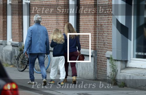 Amsterdam 25 september 2021
Lies Visschedijk met haar neiwue vriend Mar en zijn dochter op straat in Amsterdam.