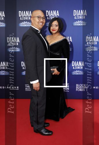 Amsterdam 12 september 2021
Premiere Diana en zonen in het deLaMar theater.
Linda Wagenmakers en partner Greg Kromosoeto