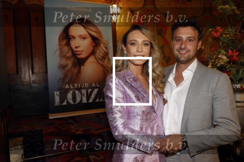 Amsterdam 6 oktober 2021
Premiere altijd al Loiza  van Loiza Lamers in tuschinski.
Loiza nam haar vriend Jelle Ploeg mee