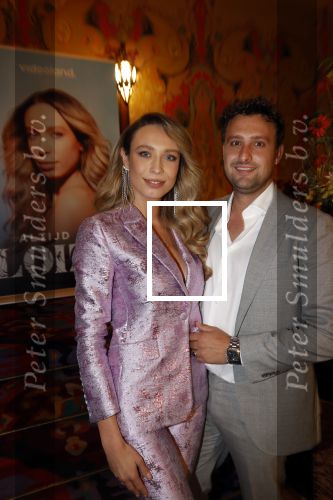Amsterdam 6 oktober 2021
Premiere altijd al Loiza  van Loiza Lamers in tuschinski.
Loiza nam haar vriend Jelle Ploeg mee