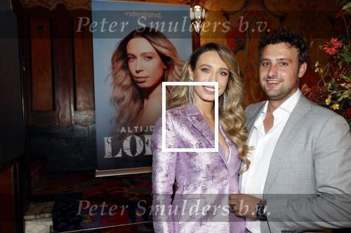 Amsterdam 6 oktober 2021
Premiere altijd al Loiza  van Loiza Lamers in tuschinski.
Loiza nam haar vriend Jelle Ploeg mee