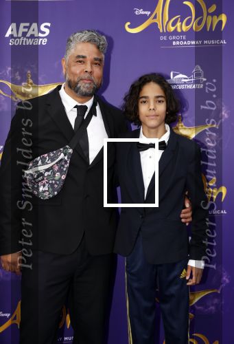Scheveningen 26 september 2021
Premiere Aladdin in het circustheater.
London Loy met zoon