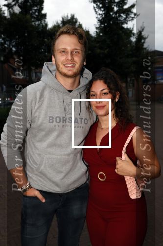 Amersfoort 14 september 2021
Musical waarin oa Jada Borsato Leontine Borsato en Roeland Beelen in de Flint. Luca Borsato kwam met zijn vriendin. Ook Marco en Senna waren aanwezig.