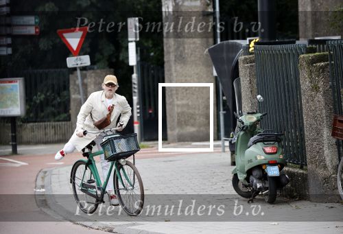 Amsterdam 7 oktober 2021
Marc Marie Huybregts op de fiets in Amsterdam zuid