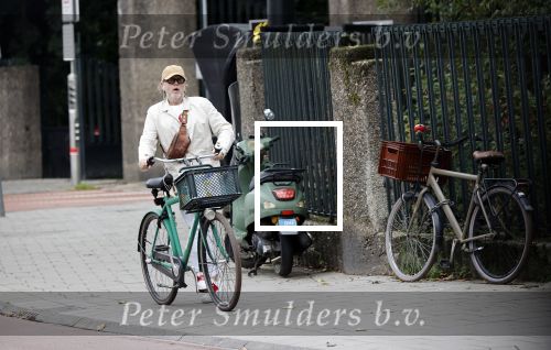 Amsterdam 7 oktober 2021
Marc Marie Huybregts op de fiets in Amsterdam zuid