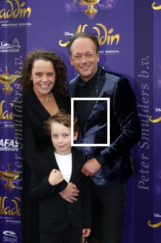 Scheveningen 26 september 2021
Premiere Aladdin in het circustheater.
Marco de Koning met vrouw en zoon
