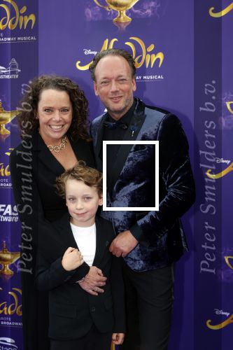 Scheveningen 26 september 2021
Premiere Aladdin in het circustheater.
Marco de Koning met vrouw en zoon