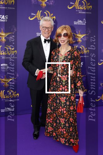 Scheveningen 26 september 2021
Premiere Aladdin in het circustheater.
Marijke Helwegen met man harrie