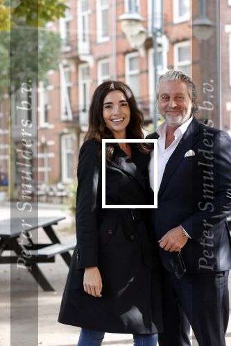 Amsterdam 11 oktober 2021
Mark teurlings met zijn vriendin kim op de cornelis schuytstraat