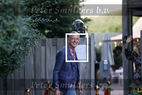 Noordwijk 4 september 2021
Martien Meiland viert zijn 60e verjaardag in de tuin van zijn nieuwe huis/villa. Aanwezig oa Erica Meiland Maxime Meiland (zwanger) met partner Leroy Molkenboer en Montana Meiland met partner Dirk