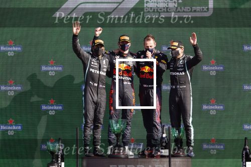 Zandvoort 5 september 2021
Grand Pris F1 op circuit Zandvoort . Aanwezig oa Koning Willem Alexander Koningin Maxima Prinses Amalia en prinses Alexia. Max Verstappen wint de GP Lewis Hamilton is 2e en Valteri Bottas 3e