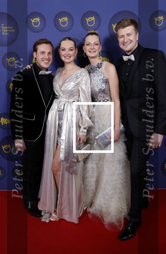 Amsterdam 14 oktober 2021
Televizierring gala in Carre Amsterdam. Maxime Meiland en Montana Meiland met hun partners Dirk en Leroy