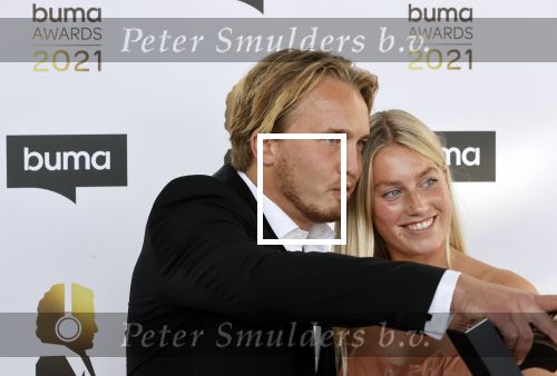 Amsterdam 20 september 2021
Buma awards in Bimhuis in Amsterdam.
Mc Snelle , Lars Bos. Met zijn vriendin Sterre Kunzler