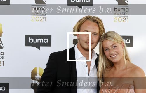 Amsterdam 20 september 2021
Buma awards in Bimhuis in Amsterdam.
Mc Snelle , Lars Bos. Met zijn vriendin Sterre Kunzler