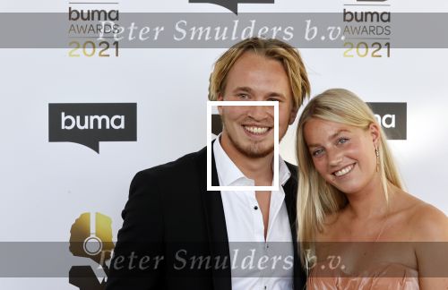 Amsterdam 20 september 2021
Buma awards in Bimhuis in Amsterdam.
Mc Snelle , Lars Bos. Met zijn vriendin Sterre Kunzler