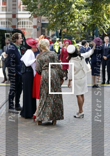 Den Haag 21 september 2021
Prinsjesdag in Den Haag 2021. De troonrede is in de grote kerk. Aanwezig namens de koninklijke familie zijn Koning Willem Alexander en Koningin Maxima Prins Constantijn en Prinses Laurentien. Mei Li Vos