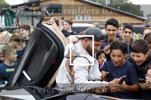 Oudewater 11 september 2021
Dutch Performante ( Chahid Charrak) maakt de grootste popcorn bak en komt in het Guissnessboek of records. Mobicepp