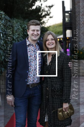 Noordwijk 4 september 2021
Martien Meiland viert zijn 60e verjaardag in de tuin van zijn nieuwe huis/villa. Aanwezig oa Erica Meiland Maxime Meiland (zwanger) met partner Leroy Molkenboer en Montana Meiland met partner Dirk
