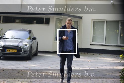 Breda 9 oktober 2021
Nick Dijkman belt aan bij het huis van Pierre Kartner