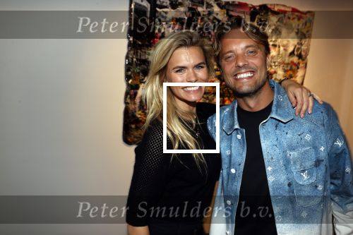 Amsterdam 6 oktober 2021
Opening expositie Bram Reijnders . Nicolette v dam is de host van de avond.