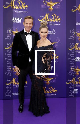 Scheveningen 26 september 2021
Premiere Aladdin in het circustheater.
Nikkie Plessen kwam met goede vriend Sven Sauve