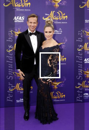Scheveningen 26 september 2021
Premiere Aladdin in het circustheater.
Nikkie Plessen kwam met goede vriend Sven Sauve