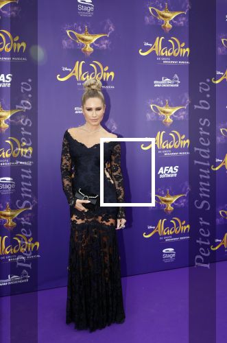 Scheveningen 26 september 2021
Premiere Aladdin in het circustheater.
Nikkie Plessen kwam met goede vriend Sven Sauve