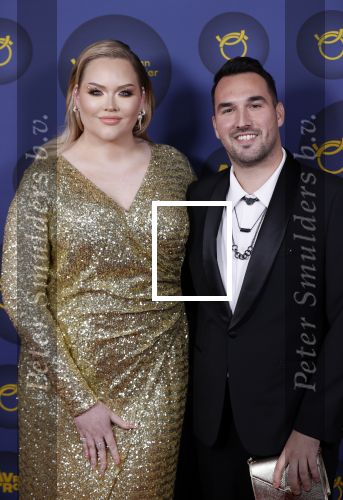 Amsterdam 14 oktober 2021
Televizierring gala in Carre Amsterdam.
Nikkie de Jager ( Nikkie  Tutorials) kwam met een vriend