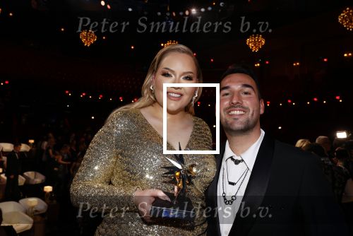 Amsterdam 14 oktober 2021
Televizierring gala in Carre Amsterdam.
Nikkie de Jager ( Nikkie  Tutorials) kwam met een vriend