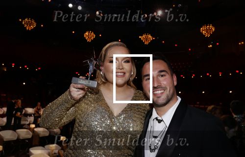Amsterdam 14 oktober 2021
Televizierring gala in Carre Amsterdam.
Nikkie de Jager ( Nikkie  Tutorials) kwam met een vriend