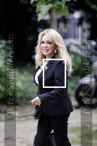 Amsterdam 2 september 2021
Aftrap van Stoptober bij Vondel CS.
Aanwezig Patricia PaaY Hans Klok Bill v Dijk  Louisa en Rowan en Patrick Martens .