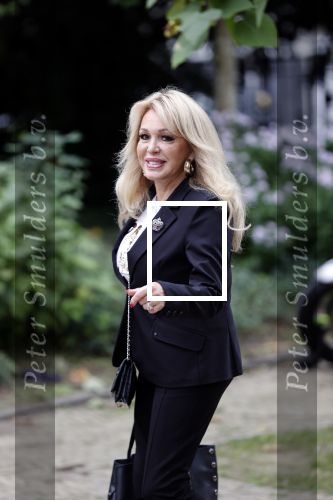 Amsterdam 2 september 2021
Aftrap van Stoptober bij Vondel CS.
Aanwezig Patricia PaaY Hans Klok Bill v Dijk  Louisa en Rowan en Patrick Martens .