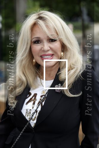 Amsterdam 2 september 2021
Aftrap van Stoptober bij Vondel CS.
Aanwezig Patricia PaaY Hans Klok Bill v Dijk  Louisa en Rowan en Patrick Martens .