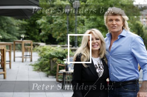 Amsterdam 2 september 2021
Aftrap van Stoptober bij Vondel CS.
Aanwezig Patricia PaaY Hans Klok Bill v Dijk  Louisa en Rowan en Patrick Martens .