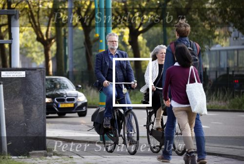 Amsterdam 3 september 2021
Paatrick Stoof met zijn partner op de fiets in Amsterdam Buitenveldert.