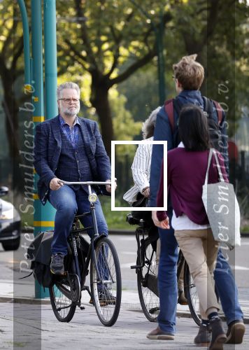 Amsterdam 3 september 2021
Paatrick Stoof met zijn partner op de fiets in Amsterdam Buitenveldert.