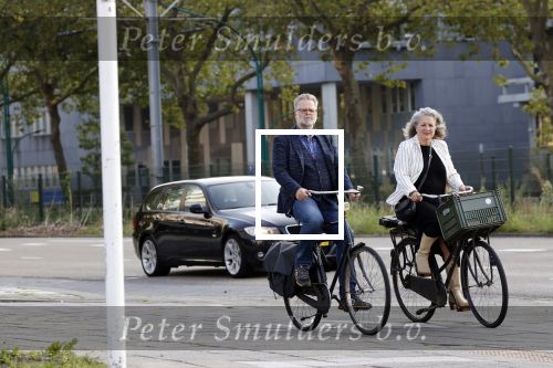 Amsterdam 3 september 2021
Paatrick Stoof met zijn partner op de fiets in Amsterdam Buitenveldert.