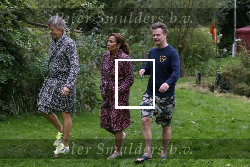 Amsterdam 16 oktober 2021
Patty Brard en haar man Antoine v d Vijver in een ijsbad . Patty heeft een hele lijn met produkten die bij het Kruitvat te koop zijn .