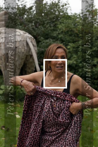 Amsterdam 16 oktober 2021
Patty Brard en haar man Antoine v d Vijver in een ijsbad . Patty heeft een hele lijn met produkten die bij het Kruitvat te koop zijn .