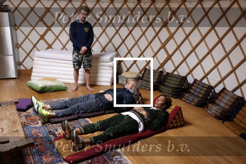 Amsterdam 16 oktober 2021
Patty Brard en haar man Antoine v d Vijver in een ijsbad . Patty heeft een hele lijn met produkten die bij het Kruitvat te koop zijn .