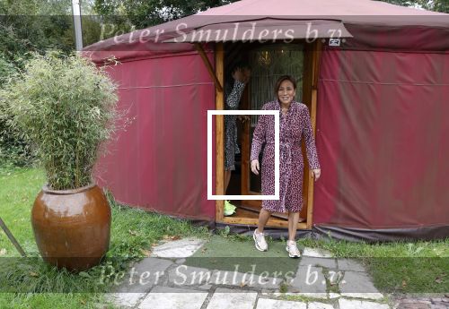 Amsterdam 16 oktober 2021
Patty Brard en haar man Antoine v d Vijver in een ijsbad . Patty heeft een hele lijn met produkten die bij het Kruitvat te koop zijn .