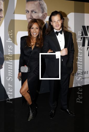 Amsterdam 28 september 2021
Premiere James Bond in Tuschinski. Patty Brard kwam met Guido Spek