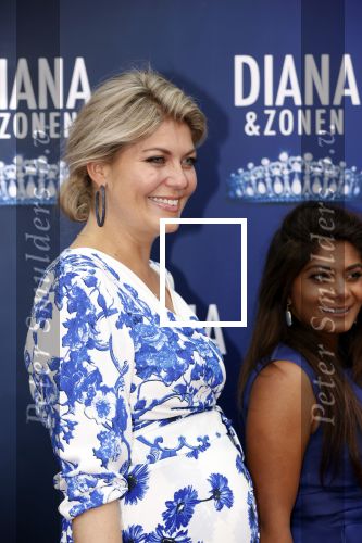 Amsterdam 12 september 2021
Premiere Diana en zonen in het deLaMar theater.
Pauline Wingelaar, Kimberly Bosman, Bo Wilkes