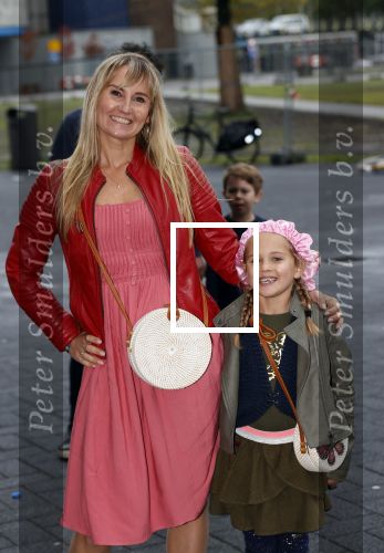 Amsterdam 3 oktober 2021
Premiere grote sinterklaasfilm in Pathe Noord.
Peggy Vrijens met dochter
