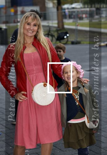 Amsterdam 3 oktober 2021
Premiere grote sinterklaasfilm in Pathe Noord.
Peggy Vrijens met dochter