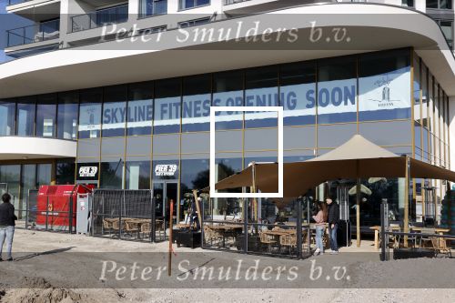 Almere 16 oktober 2021
De zoon van Ernst daniel Smid opent een restaurant in Almere . Het restaurant heet pier 39.
Ernst daniel kwam met zijn vriendin